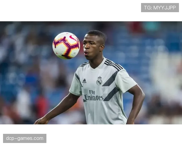 维尼修斯当前实力与整体表现是否已达世界第一边锋水平